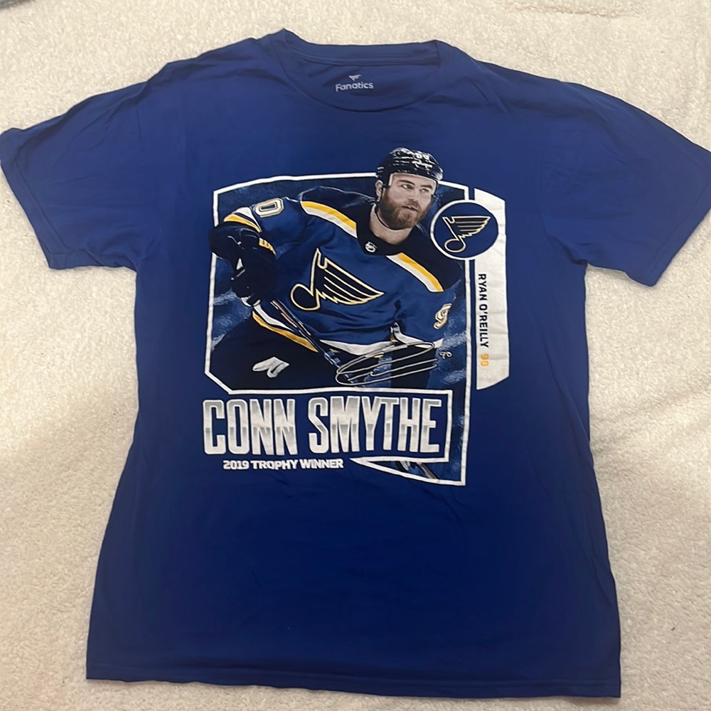 LAST CHANCE-PRICE REDUCED St. Louis Blues Hockey Ryan O’Reilly T Shirt Size S
